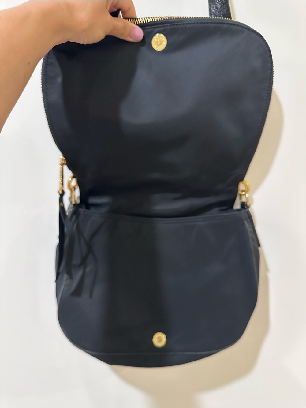 Marc Jacobs Black Nylon Crossbody Bag | Gold Hardware | EUC - Picture 4 of 6